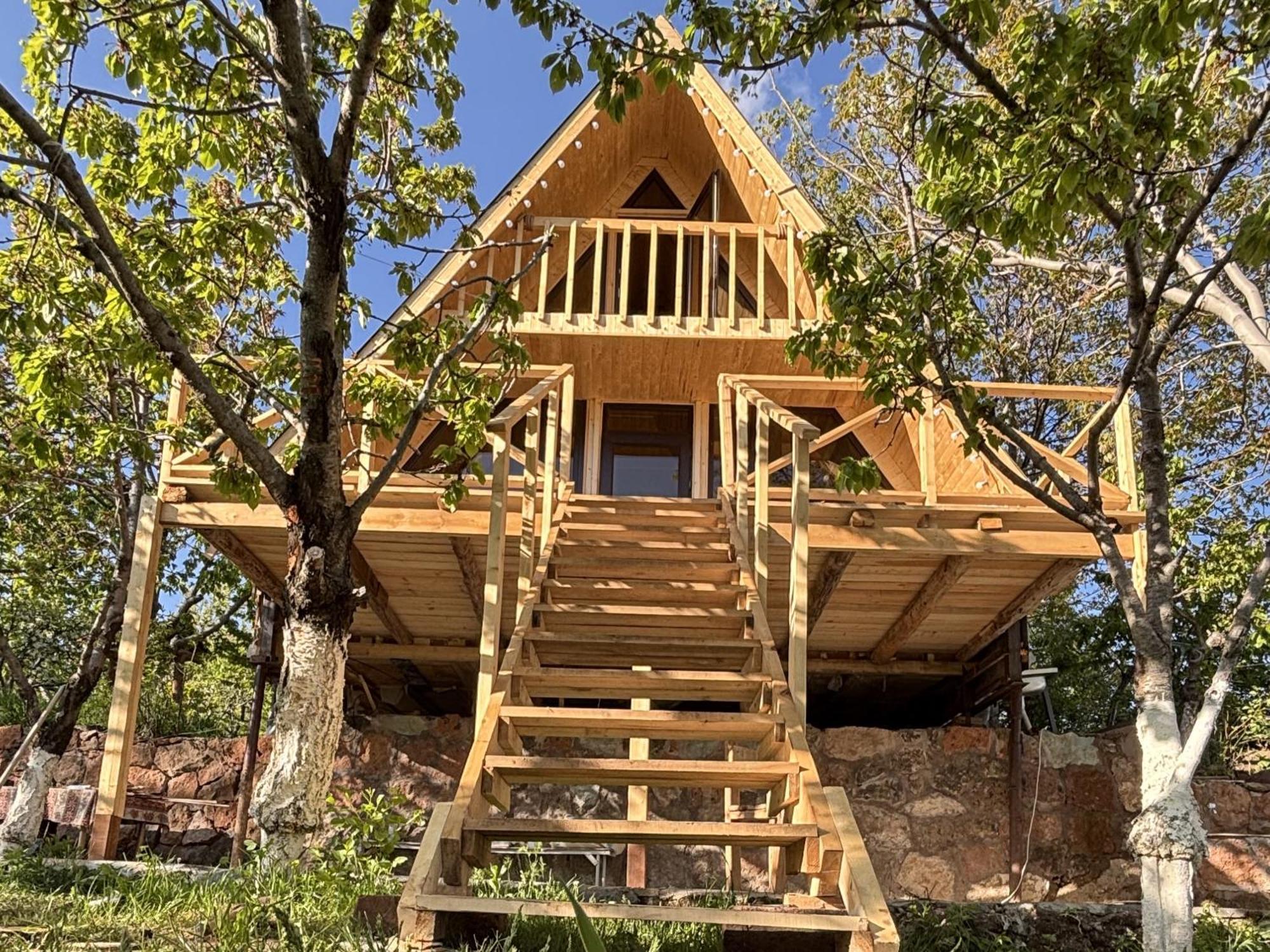 Byurakan Guesthouse & Cottage Exterior foto